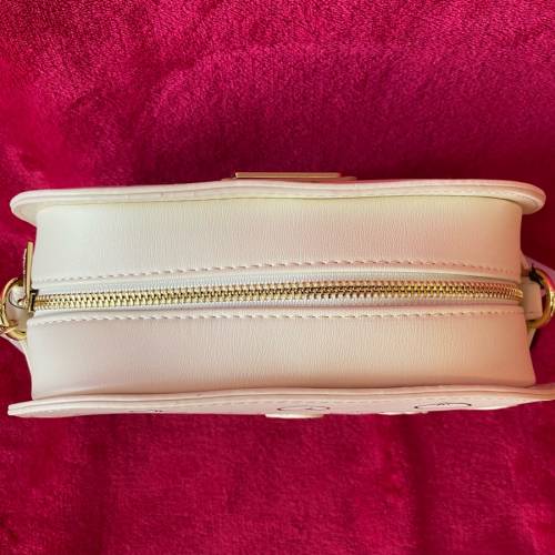 史廸仔蒸包款式斜孭袋 (絕版)