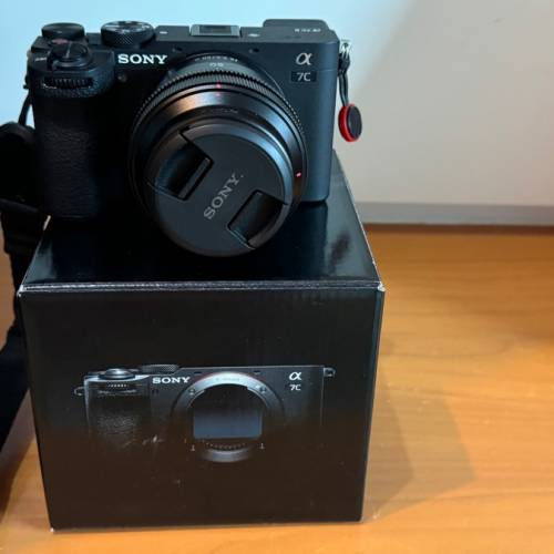 Sony A7cM2 or A7cII 28-60mm