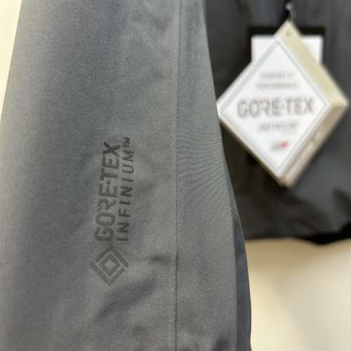 始祖鳥 SOLANO JACKET 灰色