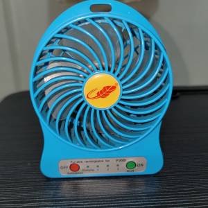 共田 芭蕉扇 F95B ***正常運行 Working Operating Well USB Fan Blue Color 風扇 跟...