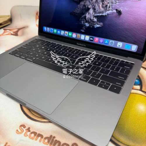 (接近全新，最平type C macbook pro )APPLE Macbook Retina 2017 i5/8gb ram/256gb...