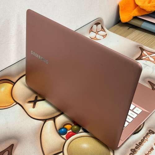 (荃灣實體店，超薄🫶🏻‼️)Samsung i3 6100/4gb ram/128ssd /13.3寸/耐用機/長電...