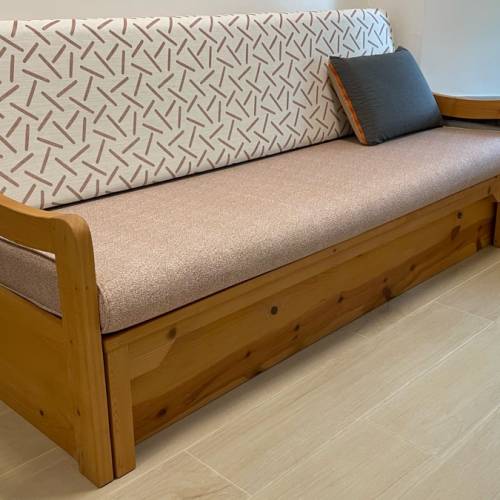 特格實木三座位梳化床