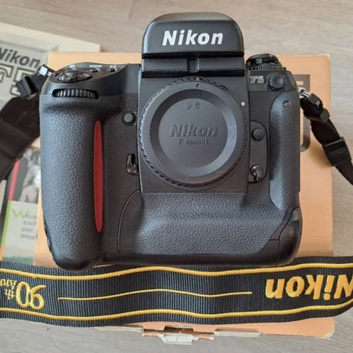 極新淨靚仔Nikon F5 菲林機皇