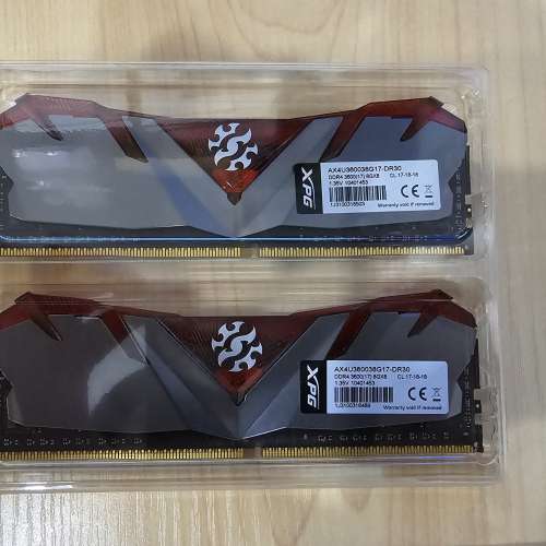 Adata XPG Gammix D30 DDR4-3600 16GB (8GBx2) CL 17-18-18 Ram