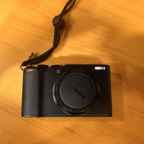 Fuji Xf10