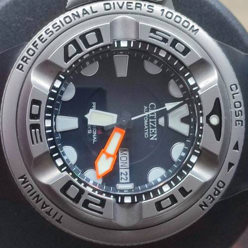 Citizen Promaster Titanium 1000m 鈦金属 自動 星期 烟灰缸 潜水表