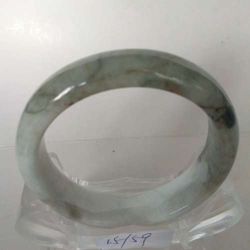 翡翠A玉手鈪，15/59mm 內徑圓滑好水頭，古舊存貨。自用送禮收藏佳品。加送A玉三寸多...