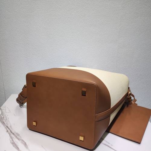 YSL LE 5À7系列之新款超好看带手提水桶包