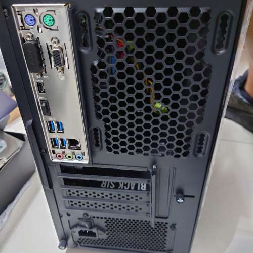 i7-9700K, 16GB, 240G+2TB, Windows 10 Pro