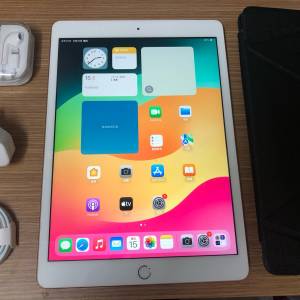 Rose gold - Full set 98%new iPad 7 128gb WiFi only one month warranty