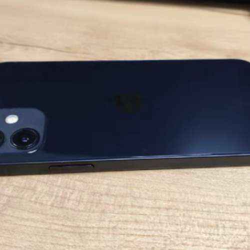 Iphone 12 256GB 行貨，電池效能92 % ，5g 雙咭雙待，贈送全新保護套及玻璃鋼化貼！