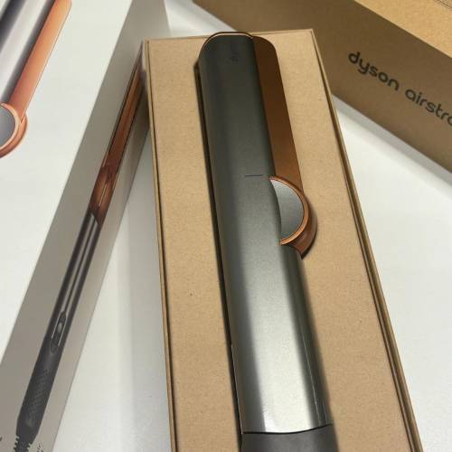 Dyson airstrait 直髮器