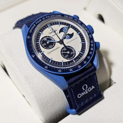 SWATCH斯沃琪x歐米茄聯名NEWMOON新月石英機芯Snoopy史努比月相盤男表