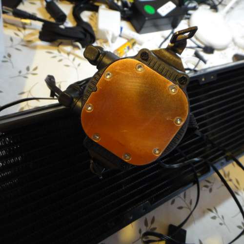 Antec 三風扇水冷 ARGB 只有AM4 扣具