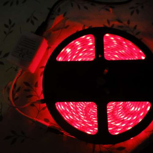 彩燈一排 跟12V火牛