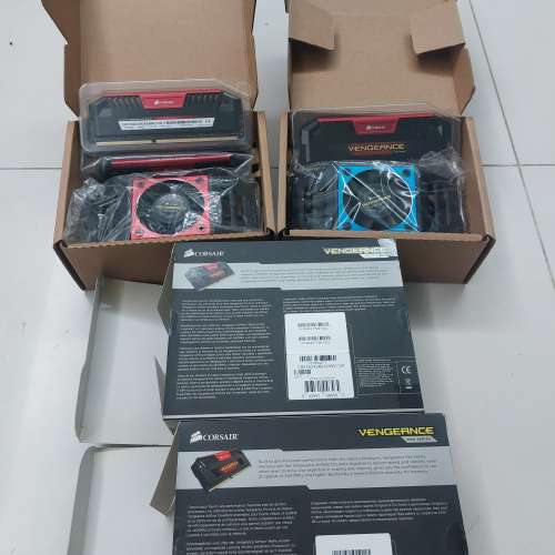 新淨DDR3 2666 8GBX4 CORSAIR VENGEANCE連散熱