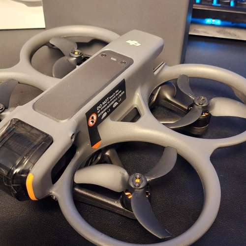 DJI Avata 2 暢飛套裝 三電池版 + DJI FPV controller 3 三電裝