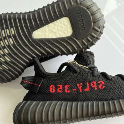 全新adidas originals Yeezy Boost 350 V2  低幫休閒鞋 男女同款 黑紅