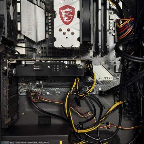 AMD Ryzen 5 3600 + GTX 1060 + 16GB DDR4 + MSI B450