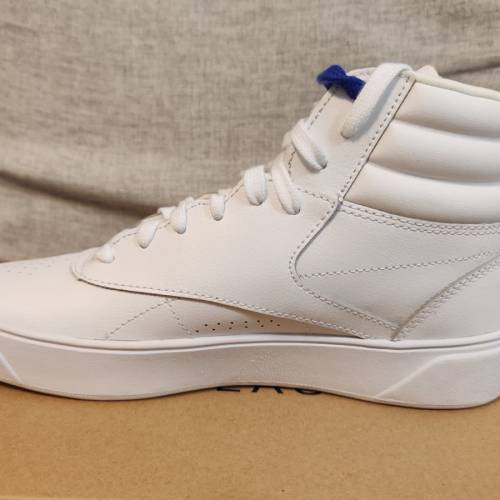 [全新多對] Reebok 上學外出兩用 白波鞋
有36,36.5碼