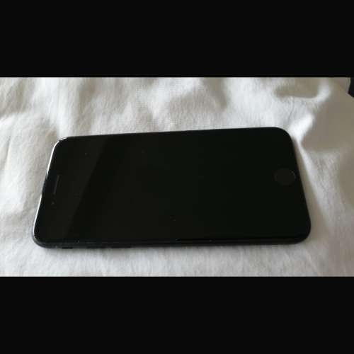 iPhone SE2 128G 黑色