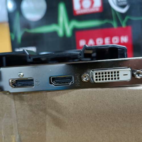 Sapphire Radeon RX550 pulse 2G GDDR5