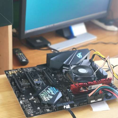 (新淨)ASUS ROG STRIX B450-F Gaming底板連背板(運作正常 BIOS已更新)