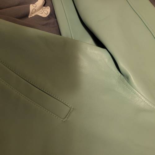 Avirex blue leather jacket 外套 皮衣
全新從未穿過，冇牌，XS