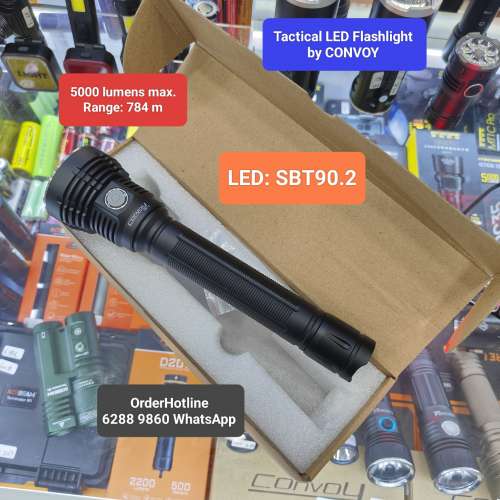 極強光手電筒 5000流明。Convoy Long Range TIR Flashlight. 2 lithium batteries ...
