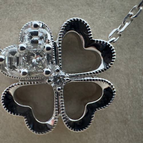 18K金四葉草 頸鏈