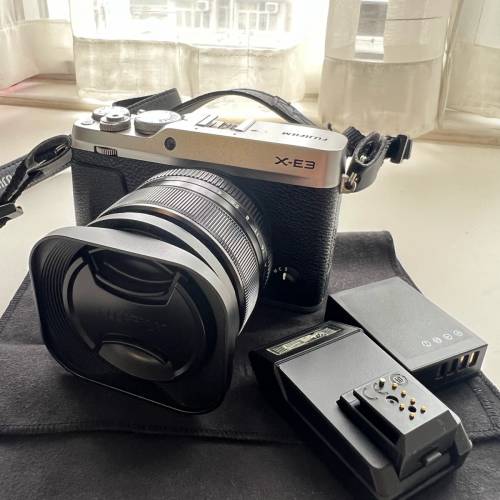 full set Fujifilm XE3 35mm F1.4R , flash 原裝機頂閃光燈, filter 連摭光罩電沁2個