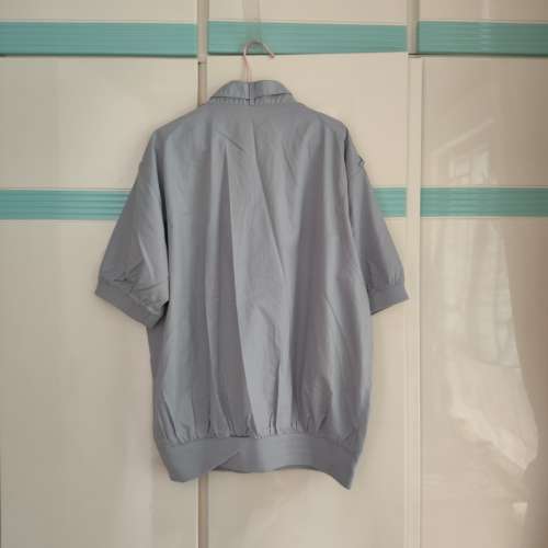 Grey Tee &middot; 灰色T恤