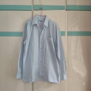 Cassera ~ Blue Shirt · 藍色恤衫