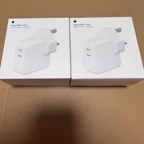 未開封100%全新原裝 A2676 35W 雙 USB-C  連接埠電源充電器益用家（有插上藍盒機測...