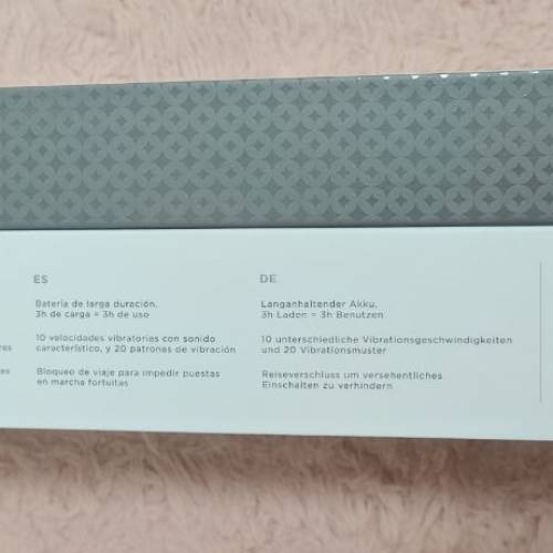 Le Wand(美國) Petite 6段變頻充電式強力震動棒 至尊銀