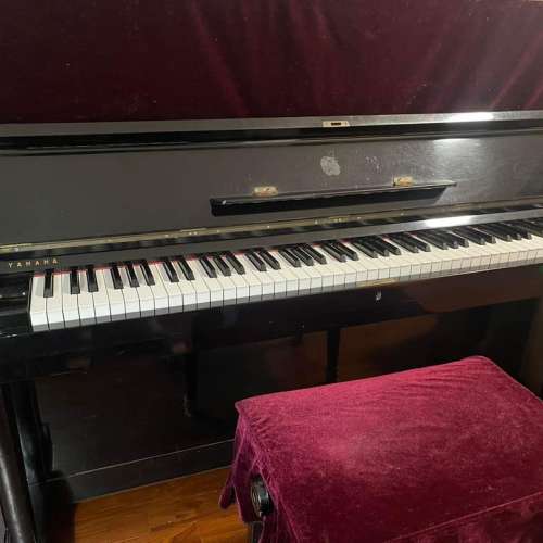YAMAHA U1 鋼琴