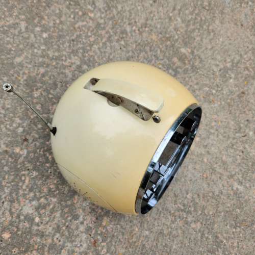 Eltron古董手提收音機