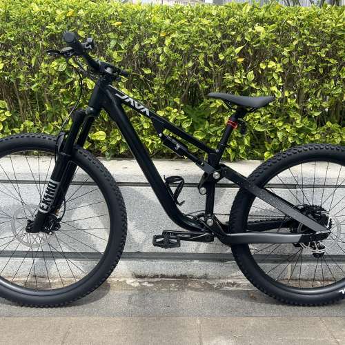 JAVA SABBIA 12S 前29吋,後27.5吋輪組 軟尾 鋁合金山地車 送水架前後蛙燈叮叮