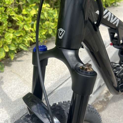 JAVA SABBIA 12S 前29吋,後27.5吋輪組 軟尾 鋁合金山地車 送水架前後蛙燈叮叮