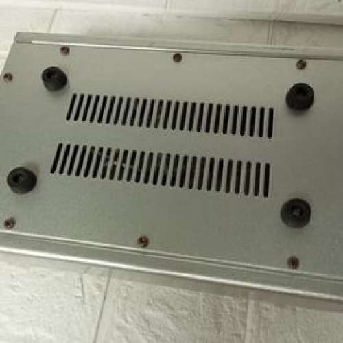 擴音機駁兩組喇叭