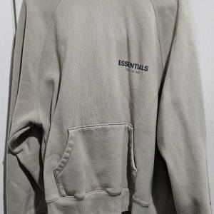 Essentials fear of god Hoodie Size M