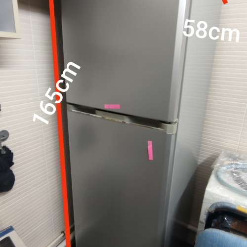 Hisense Refrigerator 海信雪櫃55*58*165cm