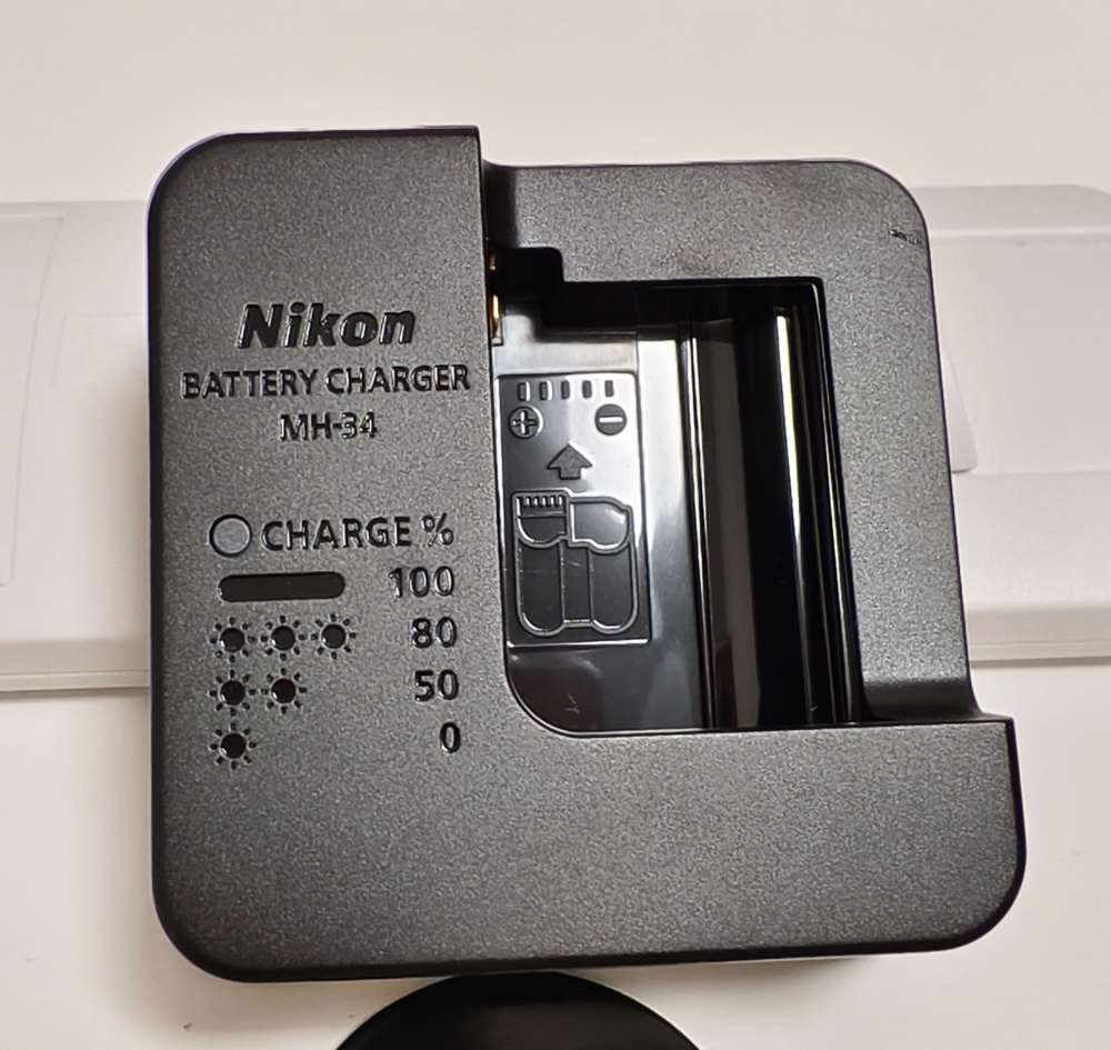 Nikon MH-34 バッテリー充電器 ニコン MH-34 価格比較 - 価格.com