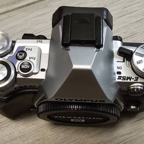 Olympus EM5 Mark II 及周邊配件