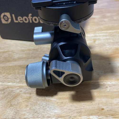 Leofoto G4 Geared Head