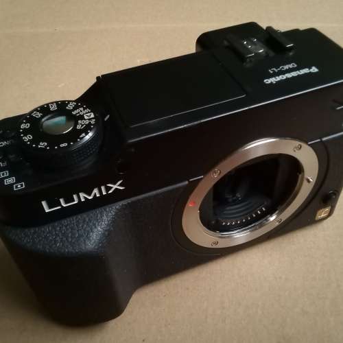 ( 絕版 )  Panasonic Lumix DMC-L1  單反相機