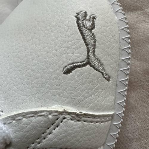 PUMA女裝白色刺繡logo真皮波鞋（size 23)