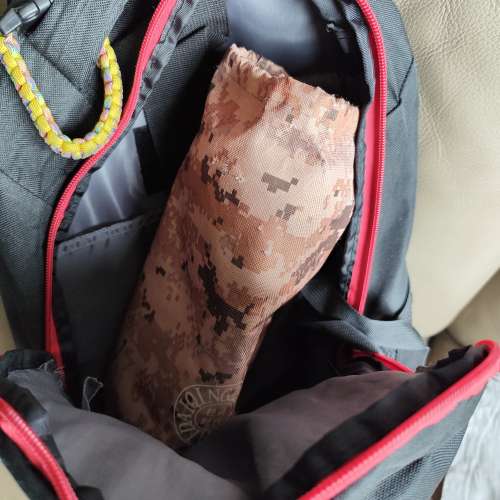 "輕裝時代" 超輕便携三脚架