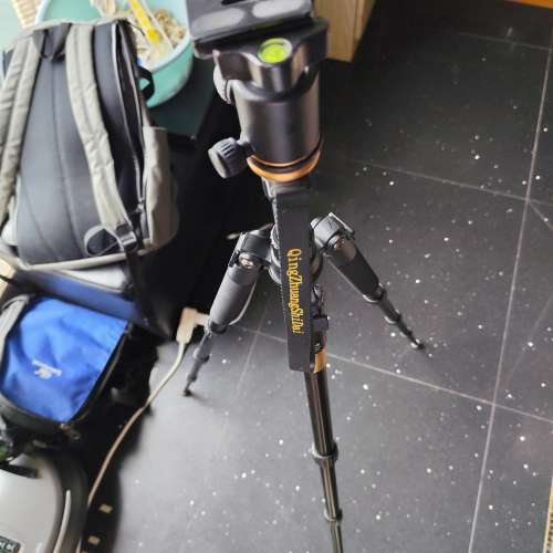 "輕裝時代" 超輕便携三脚架